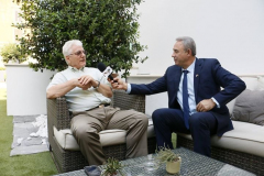 BISEDE-ME-AKTIVISTIN-DHE-BIZNESMENIN-E-SUKSESSHEM-Z.ZEF-BALA.VATIKAN-4-SHTATOR-2016.