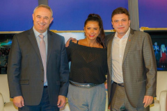 MBAS-BISEDES-ME-GRUPIN-DREJTUES-I-FESTIVALIT-SHQIPTARO-AMERIKAN-NE-DETROIT